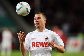 中国女子接力组合泳姿协调获赞，中国女子接力游泳夺冠视频