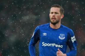 东契奇压哨绝杀独行侠西部格局大变，曝东契奇同意5年2.07亿续约独行侠