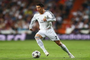 中国足球和日韩差距到底有多大，中国足球和日本韩国