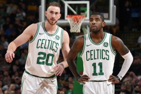 青年教练崛起，年轻化成为球队管理新趋势，足球青训教练员