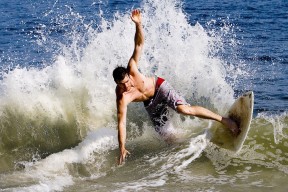 米切尔外线火力全开骑士攻势迅猛，米切尔强在哪