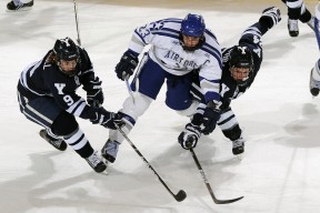 球队高效防守策略公开课吸引全球教练在线学习，怎样防守控球队员