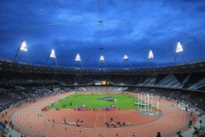 中国足球俱乐部开展高频次战术实战对抗营，中国足球俱乐部开展高频次战术实战对抗营比赛