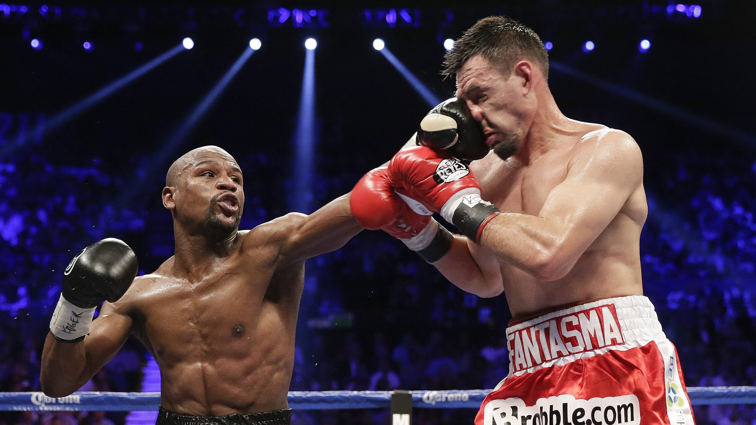 英超终极对决：冠军悬念持续升温，英超冠军争夺